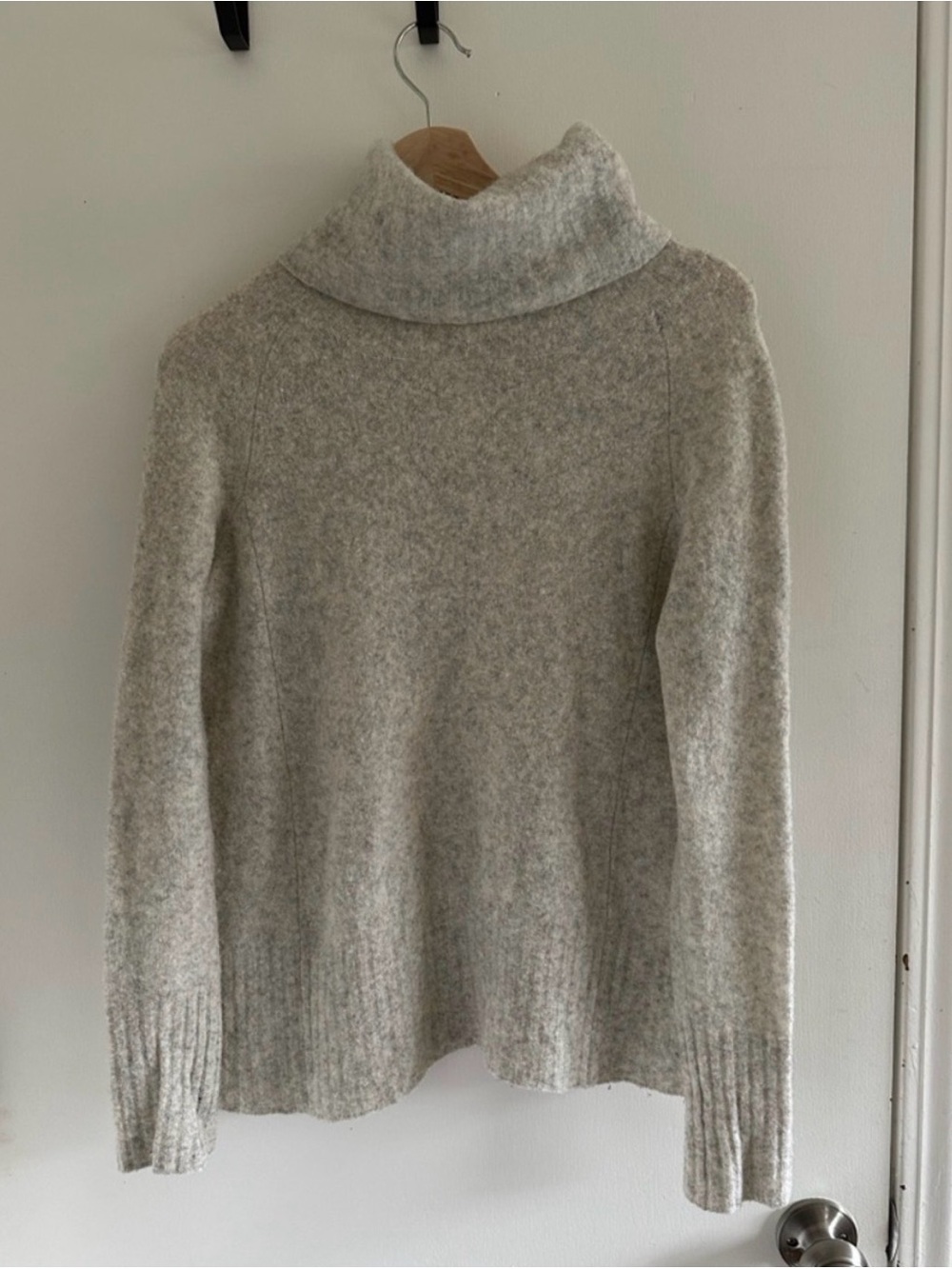 Aritzia Community Wool Blend Turtleneck